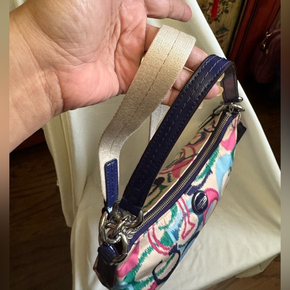 AUTHENTIC COACH SHOULDER BAG - Picture 3 of 9